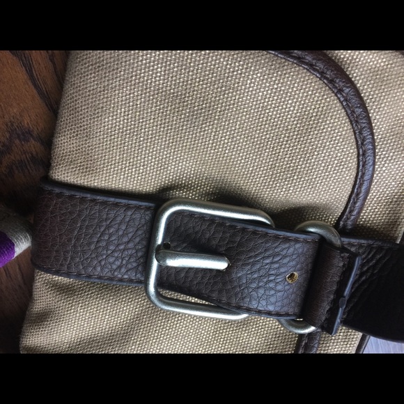 Aeropostale Mini Crossbody - Picture 3 of 7